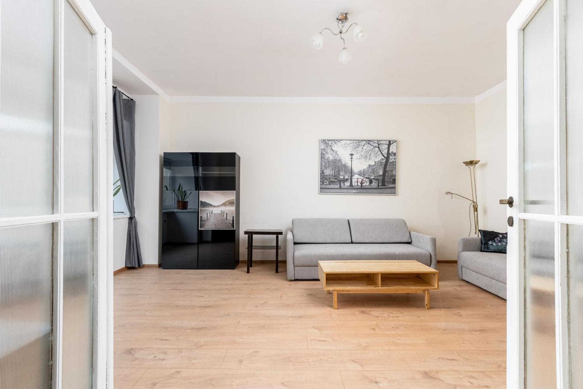 Lenartowicza Standard Apartment Krakow Luaran gambar
