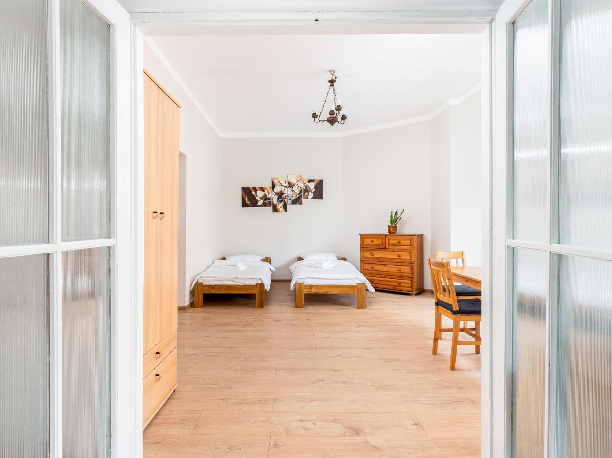 Lenartowicza Standard Apartment Krakow Luaran gambar